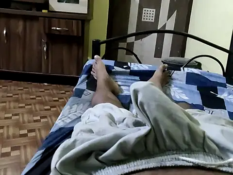 breezer3457 online show from February 5, 2026, 9:43 pm