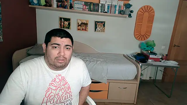 Martigato3 online show from June 18, 2026, 1:16 pm