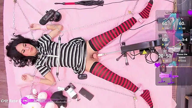 Snapshot of cherry_moon1 chatting on October 23, 2025, 12:04 pm cherry moon1 online show from October 23, 2025, 12:04 pm