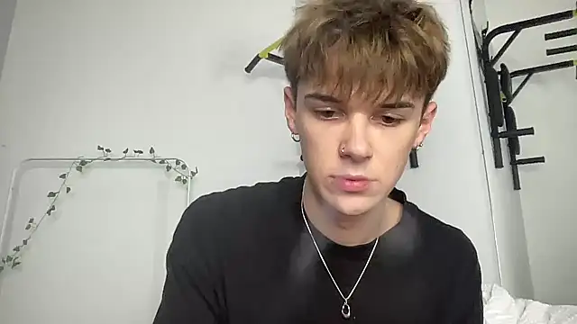 Milk Guy online show from November 26, 2025, 12:49 pm