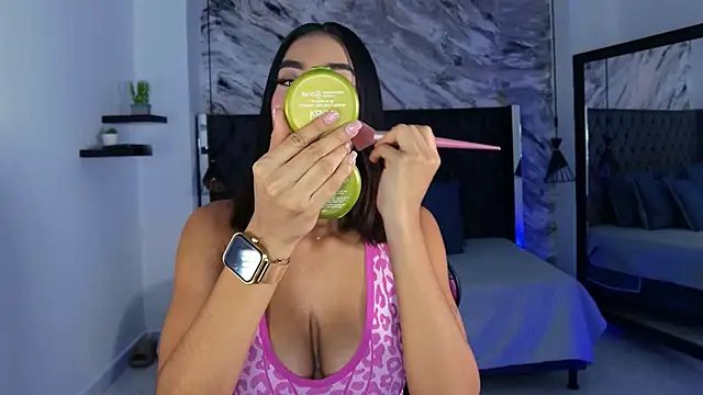 kitty collins  online show from May 25, 2026, 11:53 am