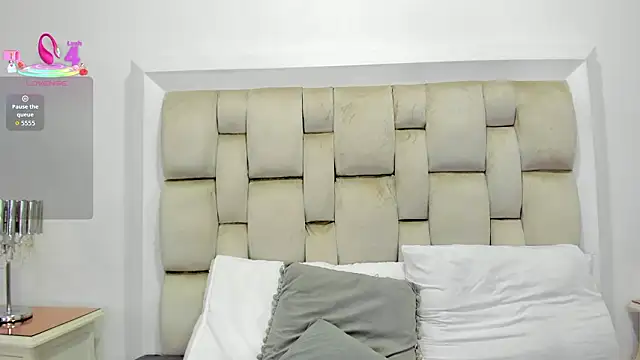 Snapshot of ValerieSoto chatting on February 3, 2026, 7:41 pm ValerieSoto online show from February 3, 2026, 7:41 pm