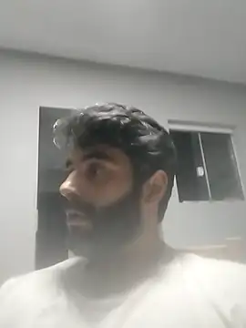 Snapshot of rafaelstorm90 chatting on September 17, 2025, 8:38 am rafaelstorm90 online show from September 17, 2025, 8:38 am