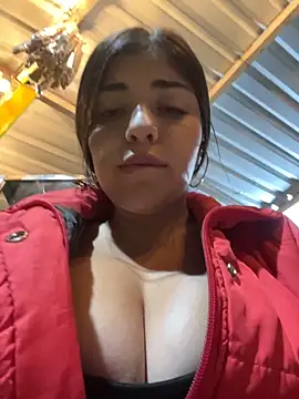 Isaa-Sweet online show from November 27, 2025, 7:31 am