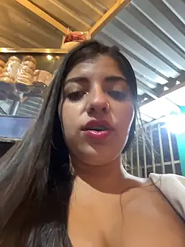 Isaa-Sweet online show from December 19, 2025, 10:50 am