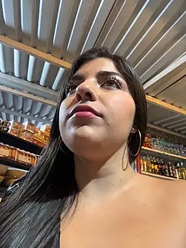 Isaa-Sweet online show from November 27, 2025, 10:54 pm