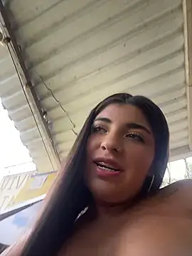 Isaa-Sweet online show from April 16, 2026, 4:19 pm