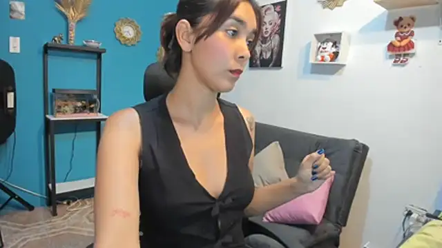 anastasia tuya online show from July 15, 2026, 9:44 pm