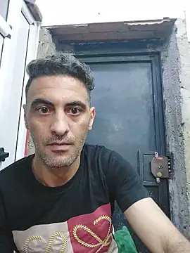 Mahdidido45 online show from June 15, 2026, 9:47 pm