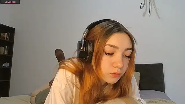 RedheadMisty online show from September 25, 2025, 10:10 am