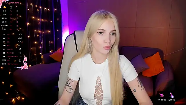 AnyaTaylor  online show from October 13, 2025, 2:13 am