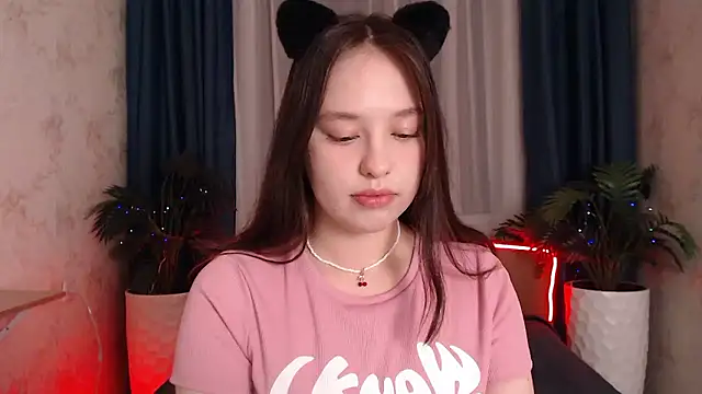 Snapshot of PureLedy chatting on January 19, 2026, 12:58 am PureLedy online show from January 19, 2026, 12:58 am