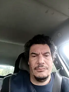 twitshe online show from November 1, 2025, 1:38 pm