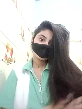 Hot-Soniya733 online show from December 2, 2025, 8:21 pm