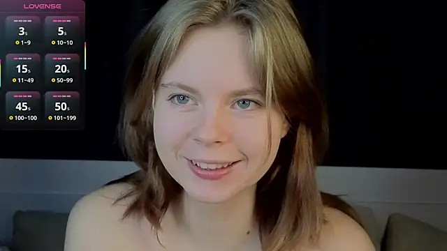 JulietteRain online show from December 14, 2025, 5:40 pm