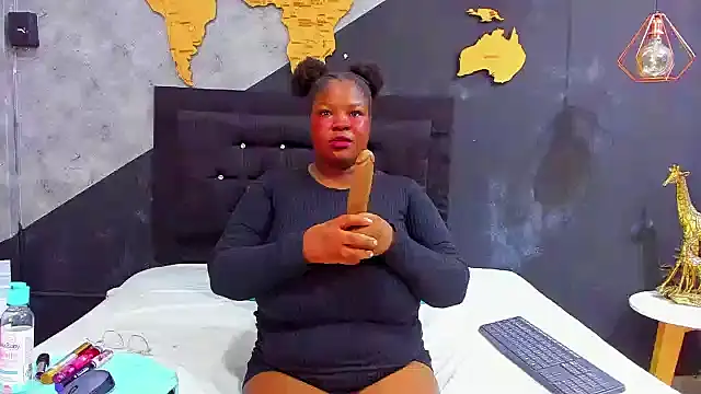 Maiam  Rossi online show from October 19, 2025, 12:30 pm