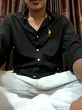 Snapshot of hamstar09 chatting on October 31, 2025, 10:34 am hamstar09 online show from October 31, 2025, 10:34 am