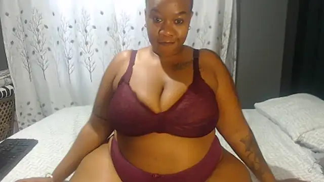 Snapshot of SEXYHUGEASS21 chatting on February 8, 2026, 3:59 am SEXYHUGEASS21 online show from February 8, 2026, 3:59 am