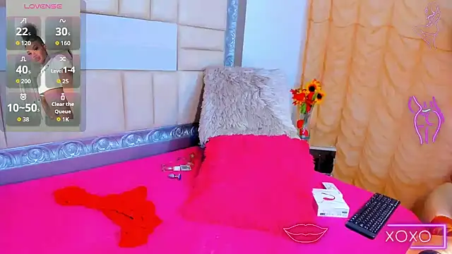 Snapshot of EbonyWildYou chatting on September 30, 2025, 1:55 am EbonyWildYou online show from September 30, 2025, 1:55 am