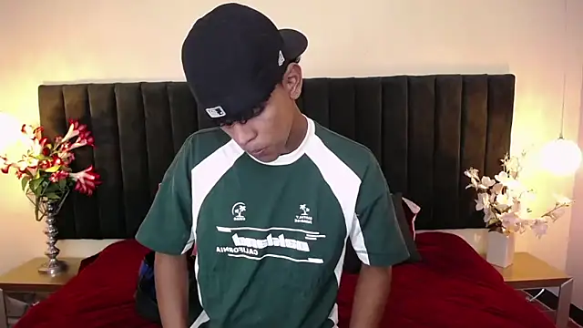 Snapshot of jhos_padill chatting on February 12, 2026, 1:33 pm jhos padill online show from February 12, 2026, 1:33 pm