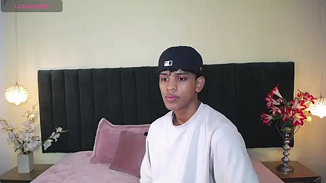 jhos padill online show from October 22, 2025, 1:32 pm