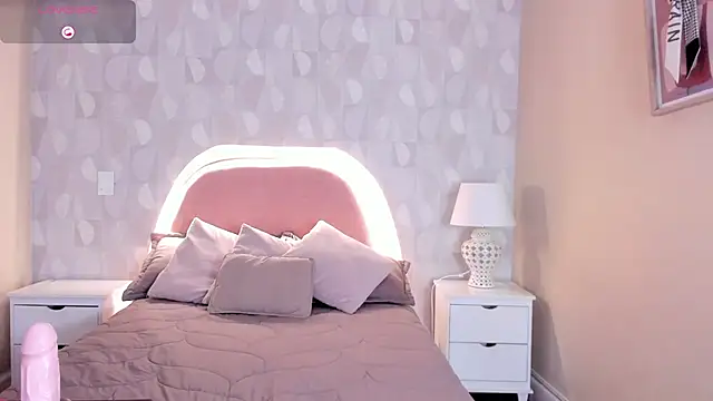 angel ponce online show from October 4, 2025, 12:50 pm