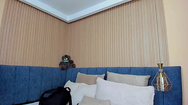 angel ponce online show from November 30, 2025, 12:06 pm