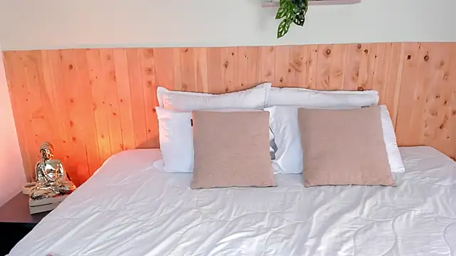 CloehSmiith online show from March 10, 2026, 12:09 pm