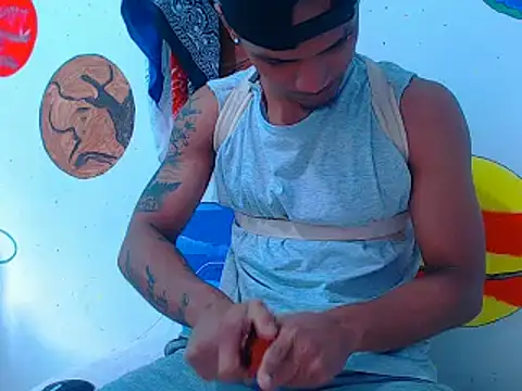 davidcutterr online show from October 28, 2025, 4:06 pm