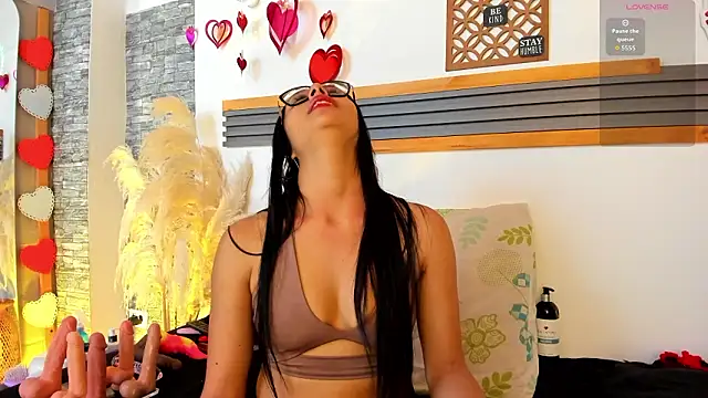 Snapshot of Sarita__love chatting on February 13, 2026, 2:11 am Sarita love online show from February 13, 2026, 2:11 am