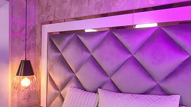 gemma sm online show from November 13, 2025, 3:21 am