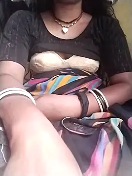Snapshot of Gopika_Dudi chatting on October 6, 2025, 1:18 am Gopika Dudi online show from October 6, 2025, 1:18 am