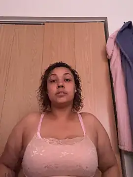 FanciFanci online show from May 29, 2026, 1:44 am
