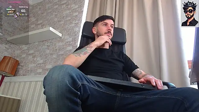 JonahShaw online show from October 31, 2025, 9:06 am