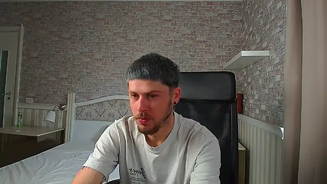 JonahShaw online show from June 1, 2026, 4:13 am