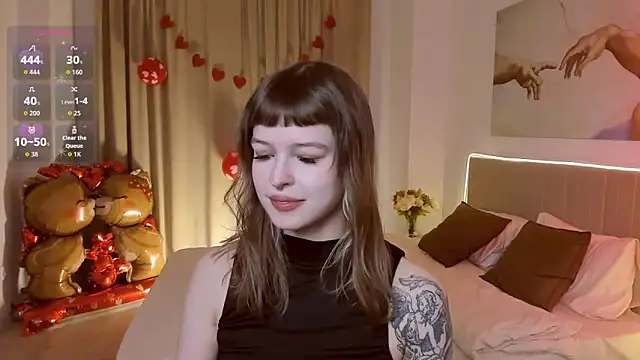 Lisa Blossom online show from February 16, 2026, 6:12 am