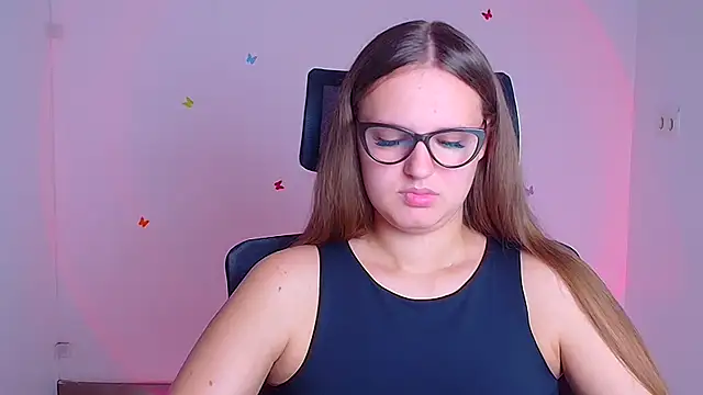 Aurora White online show from September 12, 2025, 11:32 am