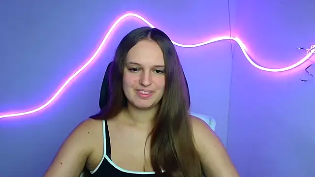 Aurora White online show from September 26, 2025, 11:17 am