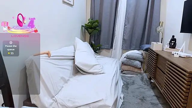 Snapshot of penny_coco chatting on November 1, 2025, 7:52 pm penny coco online show from November 1, 2025, 7:52 pm