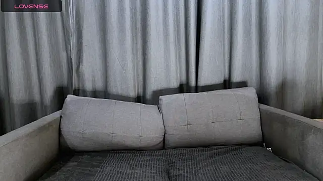 Snapshot of penny_coco chatting on February 13, 2026, 4:18 pm penny coco online show from February 13, 2026, 4:18 pm