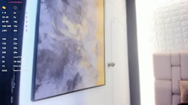 Mollycb online show from November 12, 2025, 9:40 pm