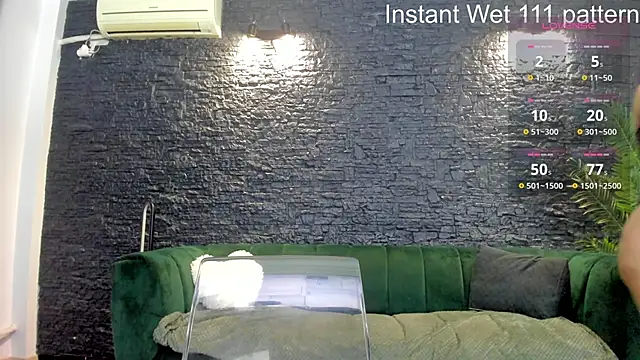 Snapshot of boobzilla_ chatting on September 22, 2025, 7:42 pm boobzilla online show from September 22, 2025, 7:42 pm