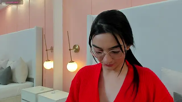 selena rous online show from September 10, 2025, 12:37 pm