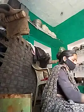 Sexi savita online show from November 20, 2025, 4:57 am