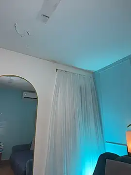 Leo Savage  online show from March 24, 2026, 3:39 am