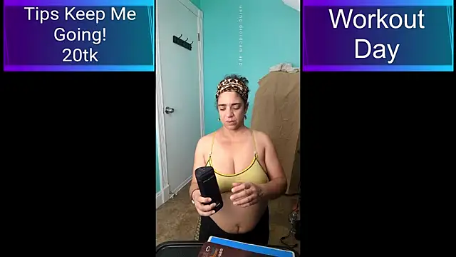 Snapshot of nsfwismorefun chatting on September 19, 2025, 10:25 pm nsfwismorefun online show from September 19, 2025, 10:25 pm