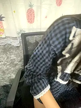 Hehenhdoxwbe online show from November 24, 2025, 10:15 am