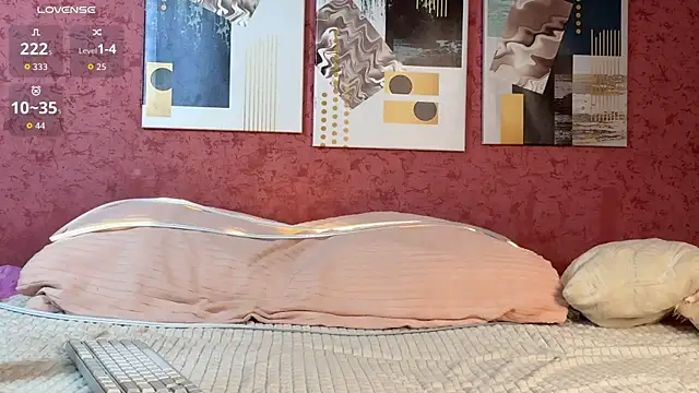 SlyFoxTales  online show from May 5, 2026, 6:11 pm