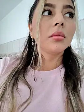 Snapshot of CelestePrince2 chatting on October 6, 2025, 2:29 pm CelestePrince2 online show from October 6, 2025, 2:29 pm