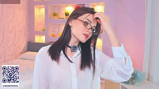 Snapshot of TeriRipka chatting on November 7, 2025, 7:07 pm TeriRipka online show from November 7, 2025, 7:07 pm